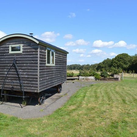 Rose Shepherds Hut Badlesmere Εξωτερικό φωτογραφία
