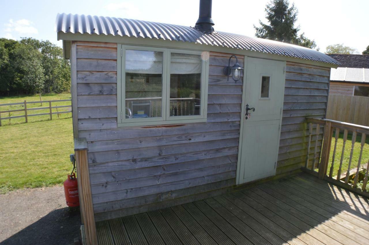Rose Shepherds Hut Badlesmere Εξωτερικό φωτογραφία